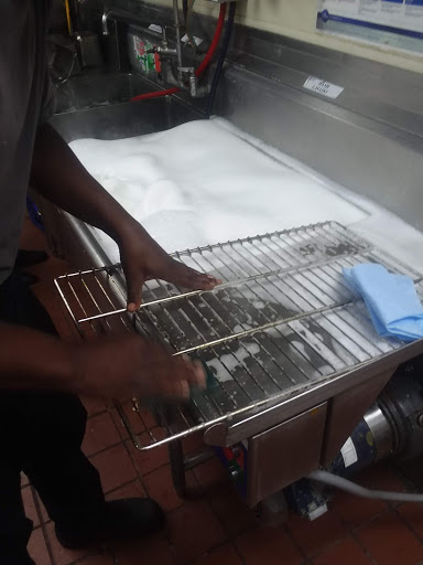 Shopping Mall «Southern Hills Shopping Ctr», reviews and photos, 1307 Southern Hills Center, West Plains, MO 65775, USA