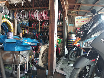 Toko Ban / Kenteng Pelek Sepeda Motor R.Moko