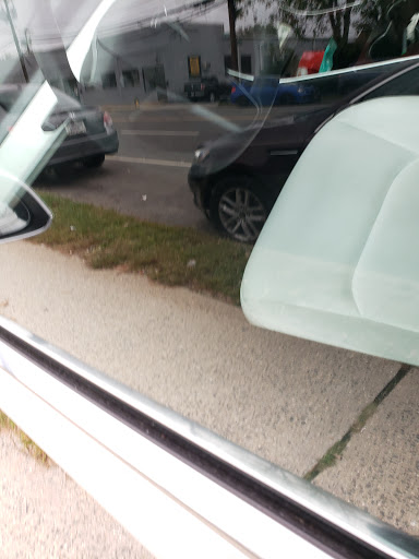 Auto Body Shop «No Limit Auto Body II», reviews and photos, 110 Henry St, Freeport, NY 11520, USA