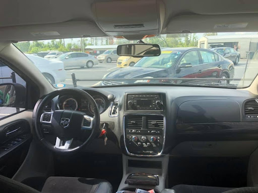 Used Car Dealer «Bubba Hill Auto Plaza», reviews and photos, 3302 W 23rd St, Panama City, FL 32405, USA