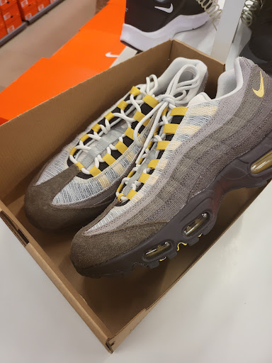 Clothing Store «Nike Factory Store», reviews and photos, 3736 Center Park Dr, West Jordan, UT 84084, USA