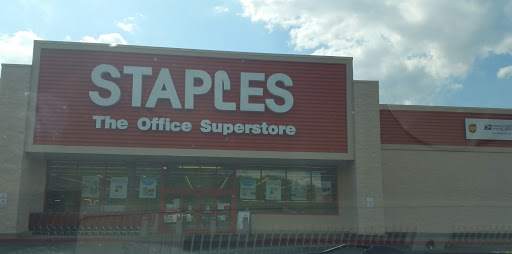 Office Supply Store «Staples», reviews and photos, 155 Cherokee Pl, Cartersville, GA 30121, USA