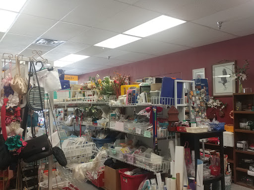 Thrift Store «Treasures Galore The Indoor Garage Sale Thrift Store», reviews and photos, 1964 Rahncliff Ct #800, Eagan, MN 55122, USA