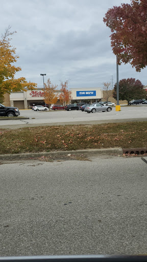 Shopping Mall «Whitehall Crossing Shopping Center», reviews and photos, IN-37, Bloomington, IN 47404, USA