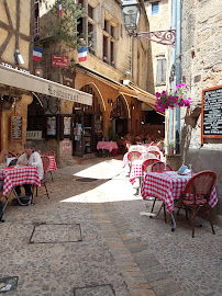 Atmosphère du Restaurant français Auberge de Ravilhon à Sarlat-la-Canéda - n°18
