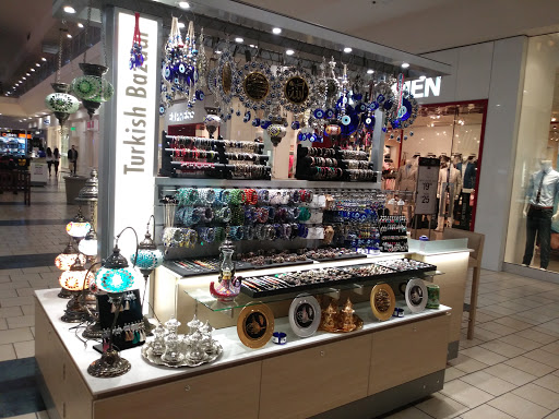 Shopping Mall «Vintage Faire Mall», reviews and photos, 3401 Dale Rd #483, Modesto, CA 95356, USA