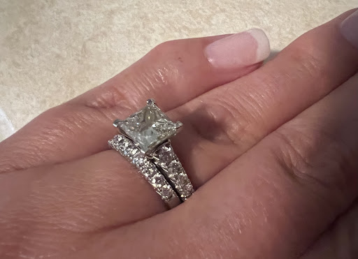 Jeweler «REEDS Jewelers», reviews and photos, 5500 Buckeystown Pike #418, Frederick, MD 21703, USA