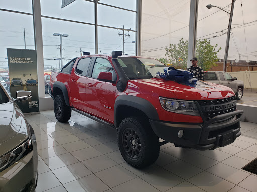 Chevrolet Dealer «Jake Sweeney Chevrolet», reviews and photos, 33 W Kemper Rd, Cincinnati, OH 45246, USA