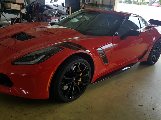 Auto Body Shop «Dayas Custom Auto», reviews and photos, 6650 Kingspointe Pkwy, Orlando, FL 32819, USA