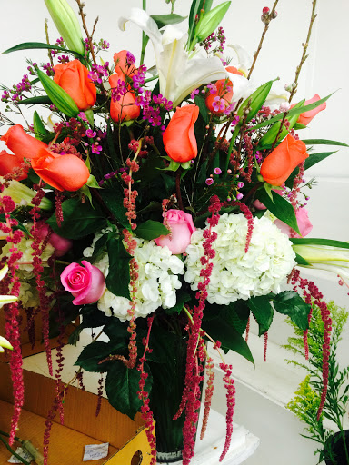 Florist «Century Flower Market», reviews and photos, 4701 W Century Blvd, Inglewood, CA 90304, USA