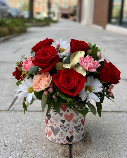 Florist «Monday Morning Flower and Balloon Co», reviews and photos, 111 Main St, Princeton, NJ 08540, USA
