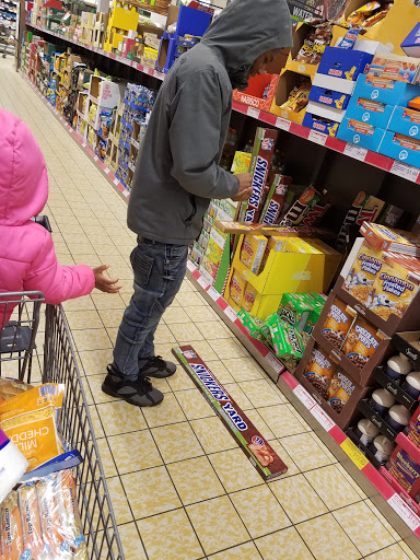 Shopping Mall «Vista Shopping Center», reviews and photos, 1080 W Patrick St, Frederick, MD 21703, USA