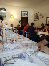 Atmosphère du Restaurant français Chez Maryvonne à Hauteville-sur-Mer - n°6