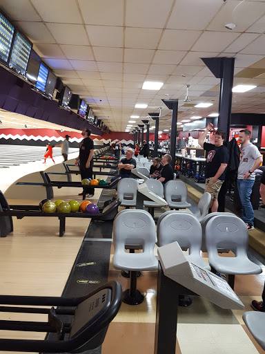 Bowling Alley «AMF Noble Manor Lanes», reviews and photos, 2440 Noblestown Rd, Pittsburgh, PA 15205, USA