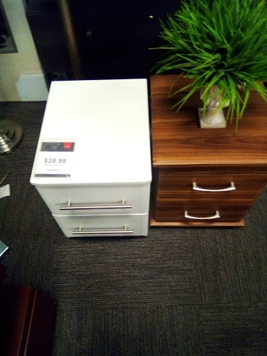 Furniture Rental Service «CORT Furniture Rental & Clearance Center», reviews and photos, 13946 Lee Jackson Memorial Hwy, Chantilly, VA 20151, USA