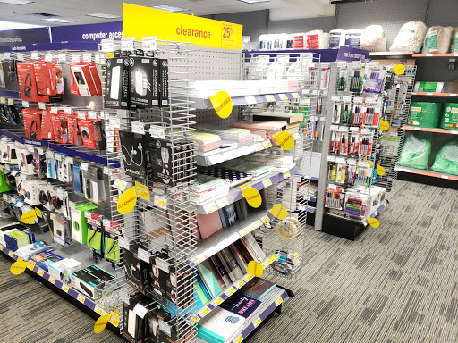 Print Shop «FedEx Office Print & Ship Center», reviews and photos, 440 Ernest W Barrett Pkwy NW #68, Kennesaw, GA 30144, USA