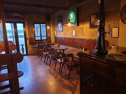 O Farol Bar • Bueu - Rúa de Montero Ríos, 207, 36930 Bueu, Pontevedra, Spain