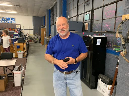 Pawn Shop «Pawn South», reviews and photos, 433 S Madison St, Whiteville, NC 28472, USA