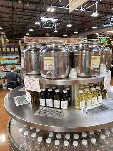 Grocery Store «Fresh Thyme Farmers Market - Kenosha», reviews and photos, 7100 Green Bay Rd, Kenosha, WI 53142, USA