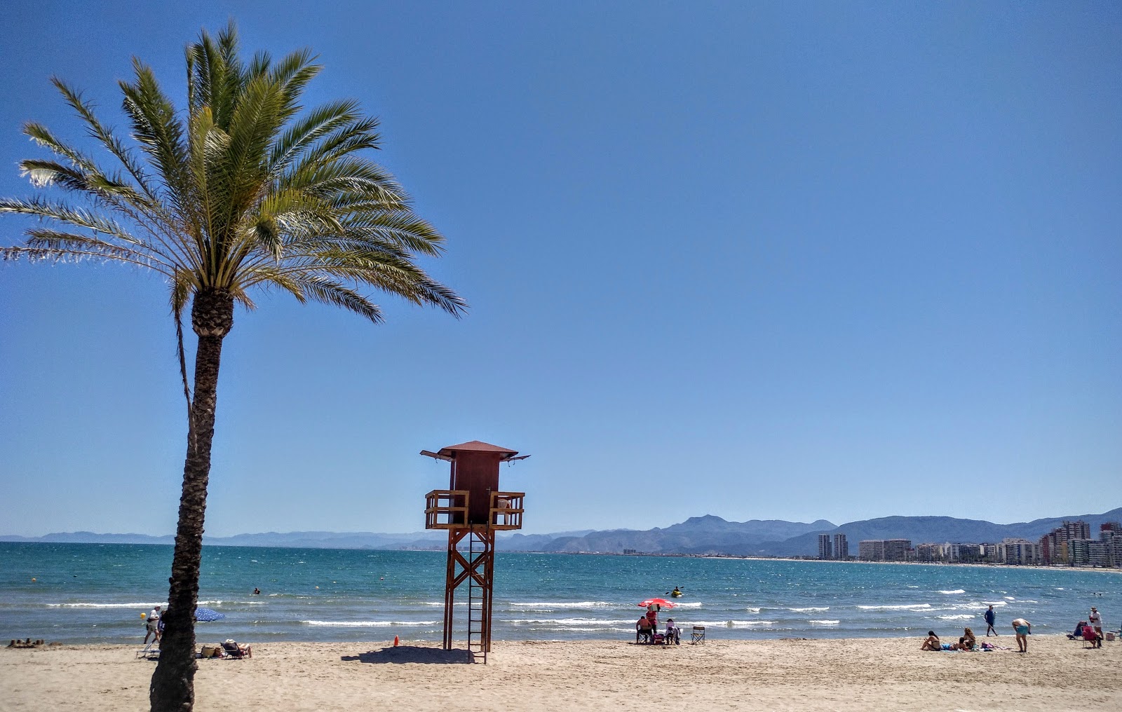 Valokuva Playa del Racoista. - suosittu paikka rentoutumisen tuntijoille