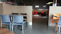 Atmosphère du Restaurant KFC Angers Espace Anjou - n°10
