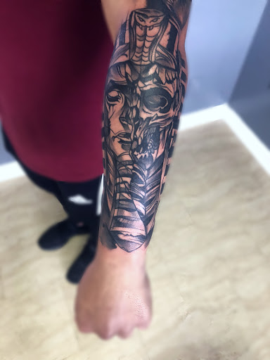 Explore sun and moon tattoo ideas, creative tattoo ideas in Tampa, available at YR tattoo