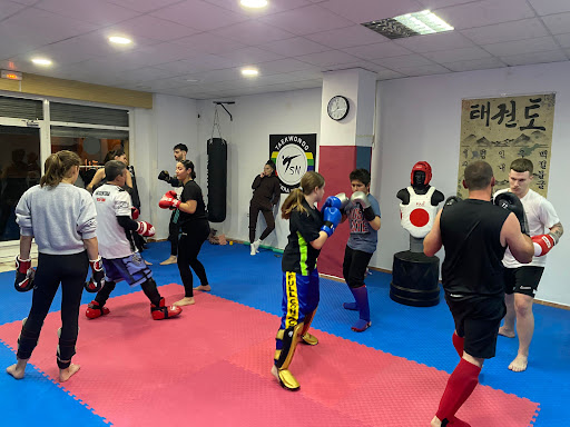 DOJO TAEKWON-DO ITF PO-EUN en Cúllar Vega, Granada