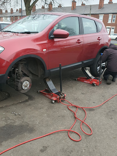 Reviews of The Tyre Master in Derby - Tire shop