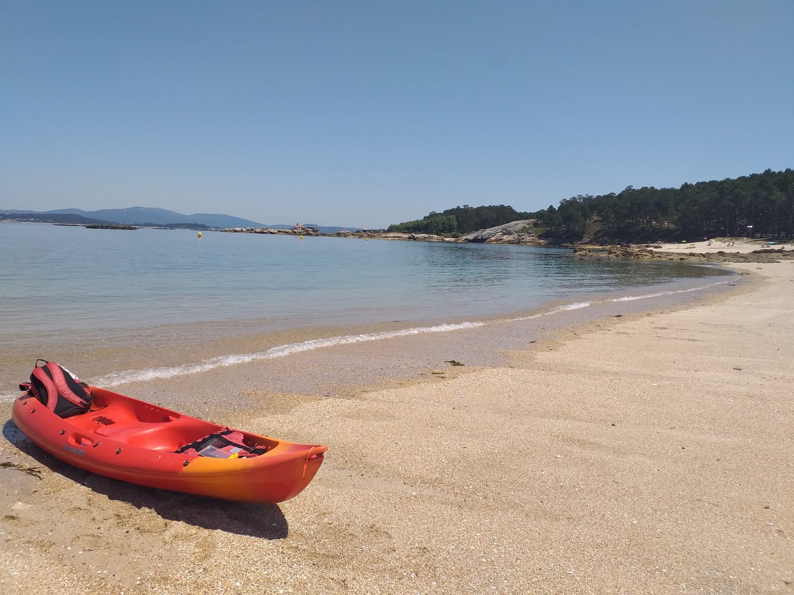 Photo de Playa Barbafeita - bon endroit convivial pour les animaux de compagnie pour les vacances