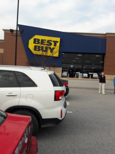 Electronics Store «Best Buy», reviews and photos, 151 Highlands Blvd Dr, Manchester, MO 63011, USA