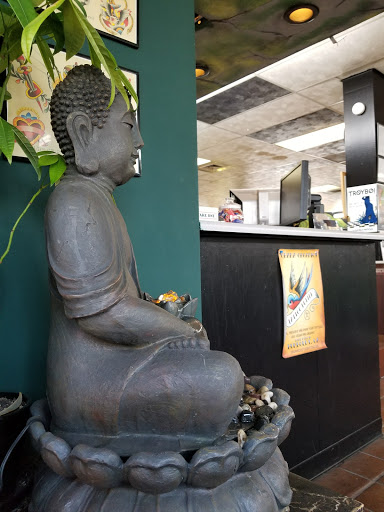 Tattoo Shop «Old Growth Tattoo & Art Emp», reviews and photos, 1806 4th St, Eureka, CA 95501, USA