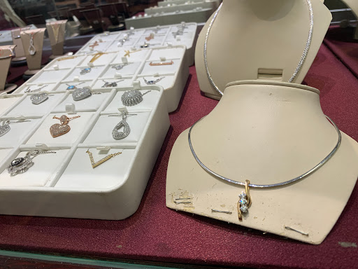 Jeweler «Look Jewelers», reviews and photos, 16210 Aberdeen St NE, Ham Lake, MN 55304, USA
