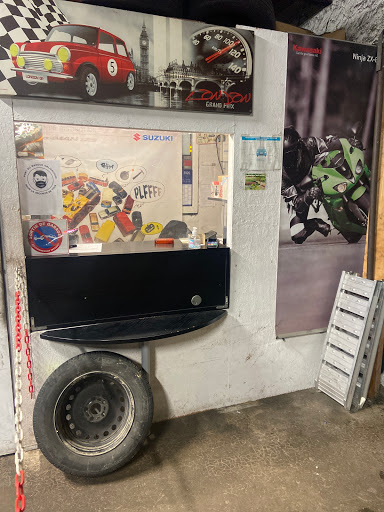 Photo 4 - A.R AUTOMOBILES