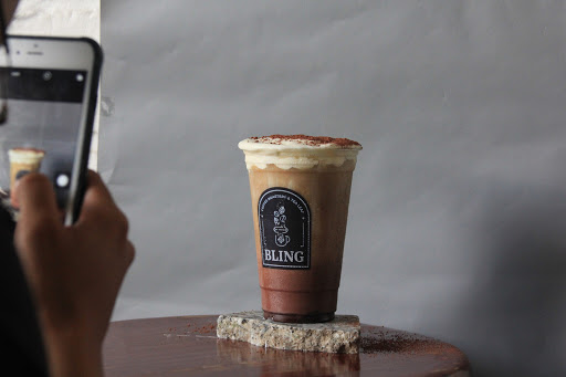 Bling Coffee Hậu Nghĩa