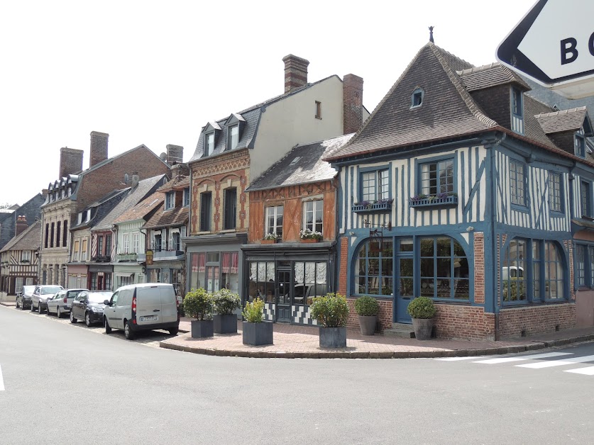 La Maison Bleue Immobilier à Beaumont-en-Auge (Calvados 14)