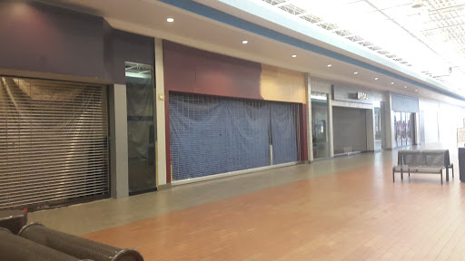 Shopping Mall «Muscatine Mall», reviews and photos, 1903 Park Ave, Muscatine, IA 52761, USA