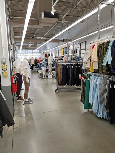 Clothing Store «Old Navy», reviews and photos, 277 Main St, Exton, PA 19341, USA