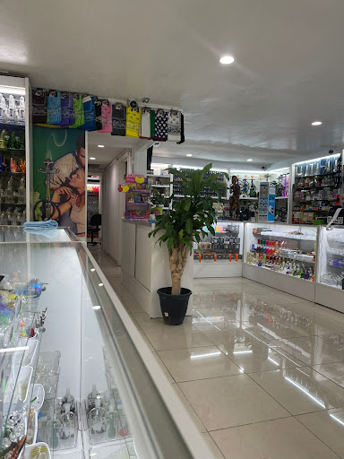 Tobacco Shop «Sky Smoke Shop», reviews and photos, 247 W Grant Rd, Tucson, AZ 85705, USA