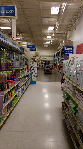 Pet Supply Store «PetSmart», reviews and photos, 24965 Pico Canyon Rd, Stevenson Ranch, CA 91381, USA