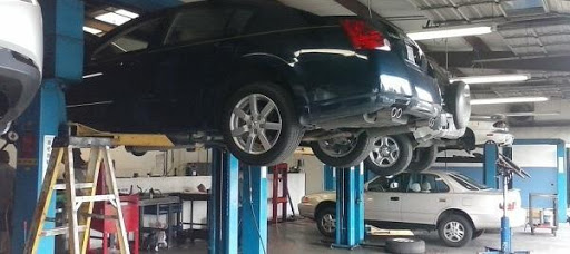 Auto Repair Shop «Transmatic Transmissions & Total Car Care», reviews and photos, 1990 Silas Creek Pkwy, Winston-Salem, NC 27103, USA