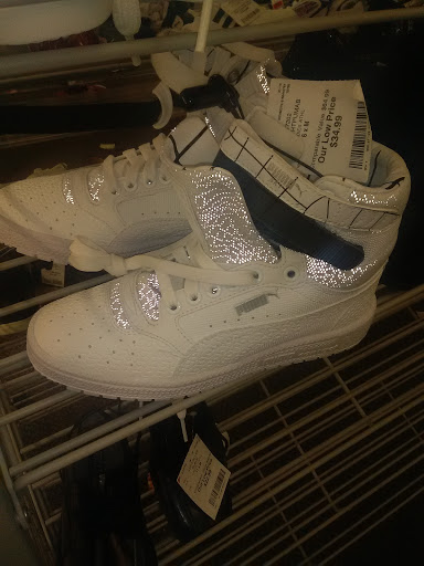 Clothing Store «Burlington Coat Factory», reviews and photos, 9321 Telegraph Rd, Redford Charter Twp, MI 48239, USA