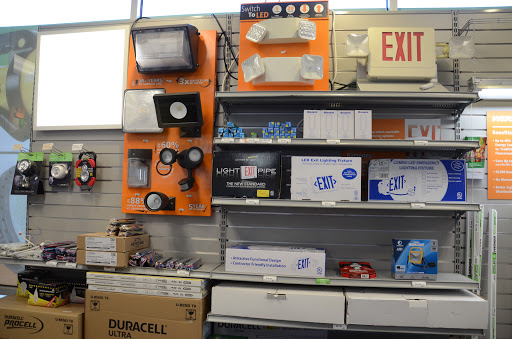 Car Battery Store «Batteries Plus Bulbs», reviews and photos, 1492 S Randall Rd, Geneva, IL 60134, USA