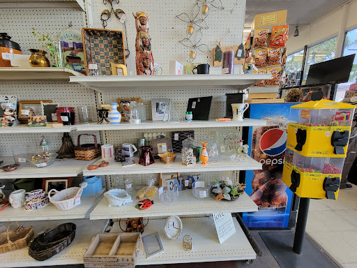 Thrift Store «Idaho Youth Ranch Thrift Store», reviews and photos, 1417 W Main St, Boise, ID 83702, USA