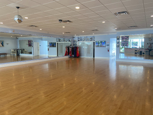 Dance School «Fred Astaire Dance Studio Miami Beach», reviews and photos, 1055 Kane Concourse, Miami Beach, FL 33154, USA