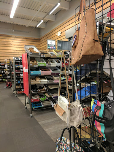 Shoe Store «DSW Designer Shoe Warehouse», reviews and photos, 44590 Ford Rd, Canton, MI 48187, USA