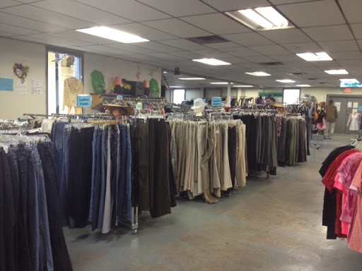 Thrift Store «Here Today Gone Tomorrow Thrift Store», reviews and photos, 10240 Burbank Dr, Baton Rouge, LA 70810, USA