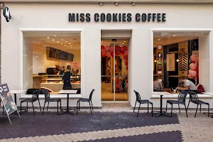 Miss Cookies Coffee Valence image