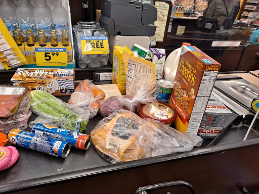 Shopping Mall «Gateway Plaza», reviews and photos, 21929 Ventura Blvd, Los Angeles, CA 91364, USA