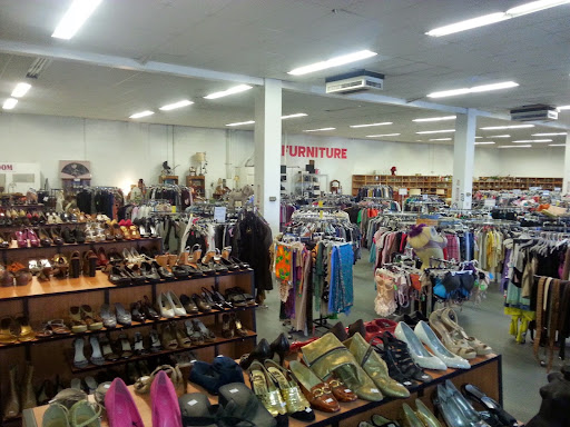 Thrift Store «Family Thrift Store», reviews and photos, 2699 N State Rd 7, Lauderdale Lakes, FL 33313, USA