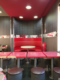 Atmosphère du Restaurant KFC Dijon Ikea - n°6